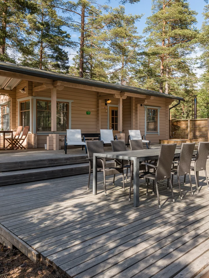 Hiekkalinna 12